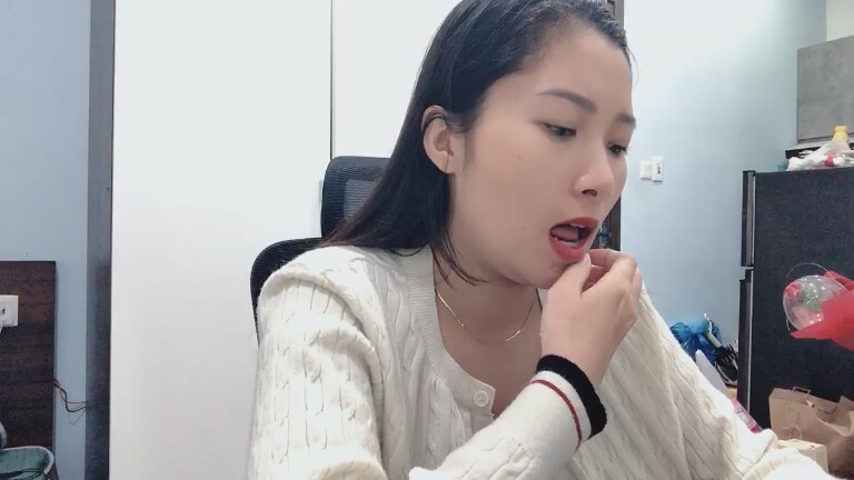 FlirtyNico's Streamate show and profile