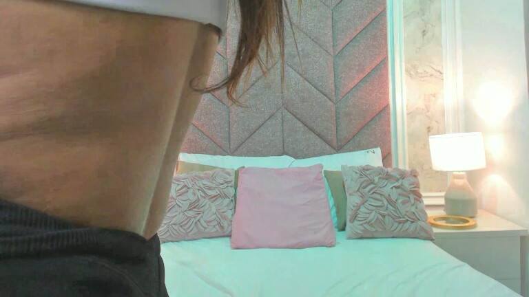 ScarletShinee's Streamate show and profile