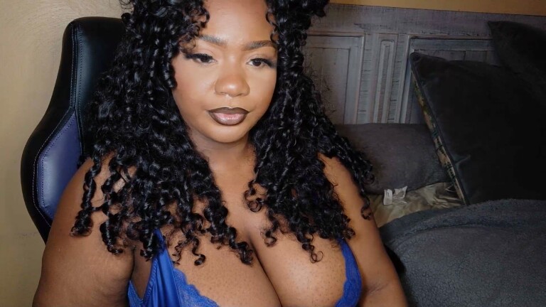 AlexisBanks143's Streamate show and profile