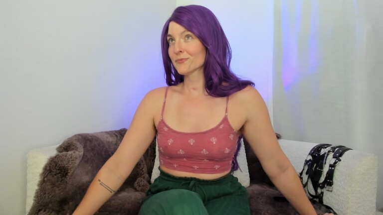 ShimmerBae's Streamate show and profile