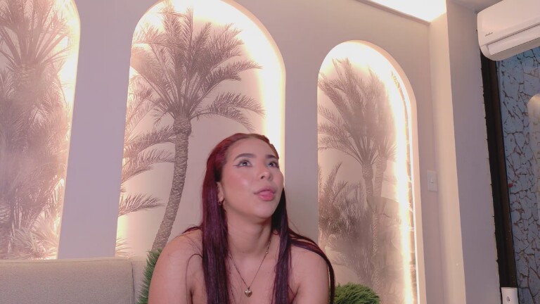 natalieheaven's Streamate show and profile