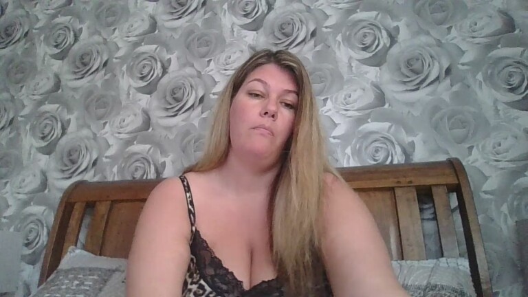 BabyCakesUK's Streamate show and profile