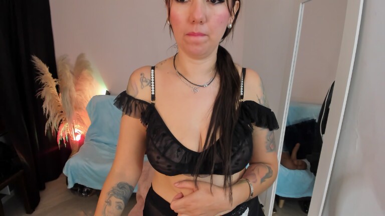 NatalieSaenz29's Streamate show and profile