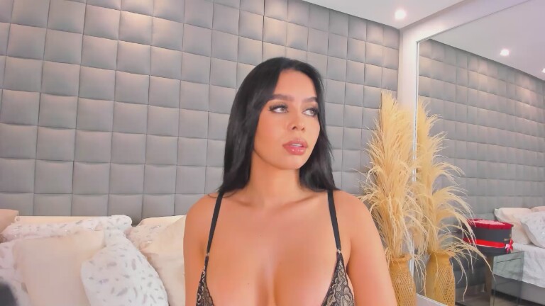 PaolaFalkon's Streamate show and profile