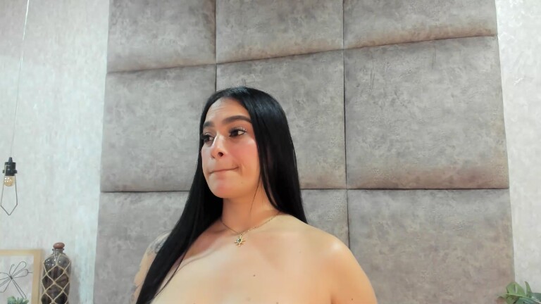 BarbaraSaenz's Streamate show and profile