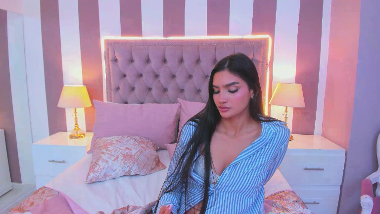 AuraClark's Streamate show and profile