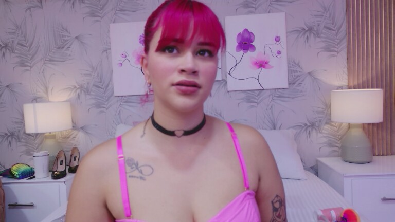 SerenaFoox's Streamate show and profile