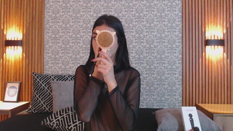 Charlotte_18's Streamate show and profile