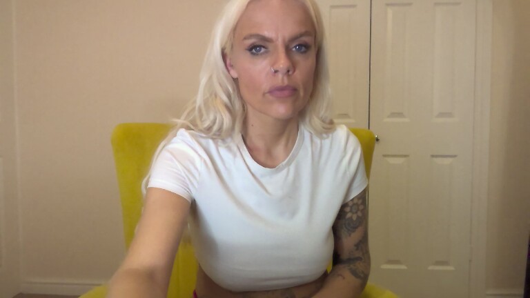 Poisoned_Peach's Streamate show and profile