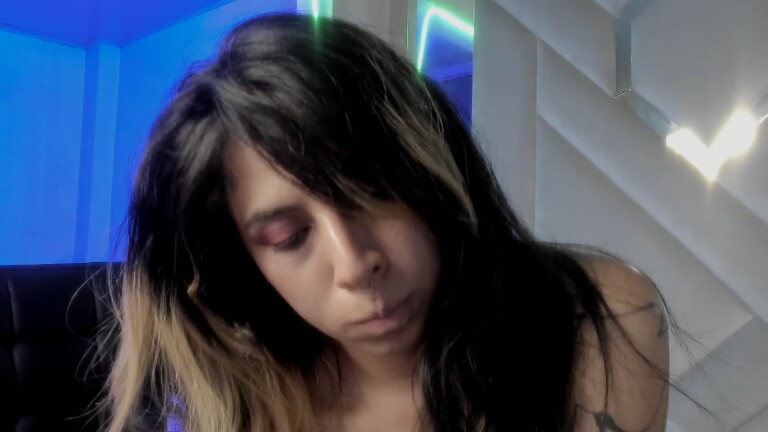 SaaraFoox's Streamate show and profile