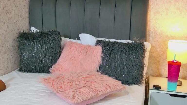 MadisonWilde's Streamate show and profile