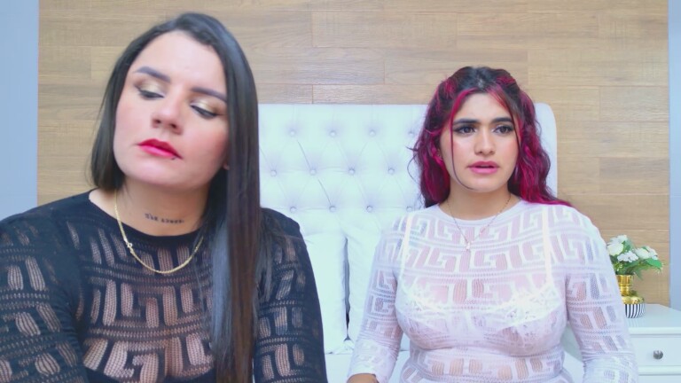 MaraAndSaray's Streamate show and profile