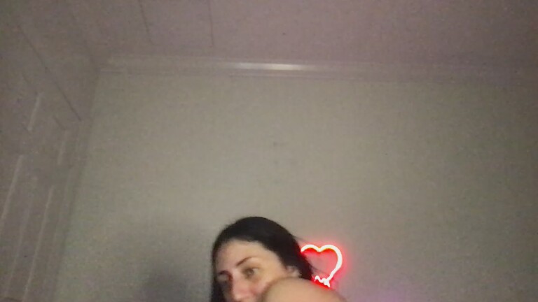 ToriMcQueenxo's Streamate show and profile