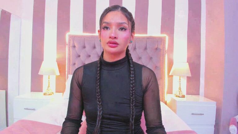 AuraClark's Streamate show and profile