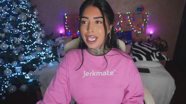 AARISS's Streamate show and profile