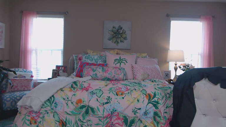 MercedesLust's Streamate show and profile