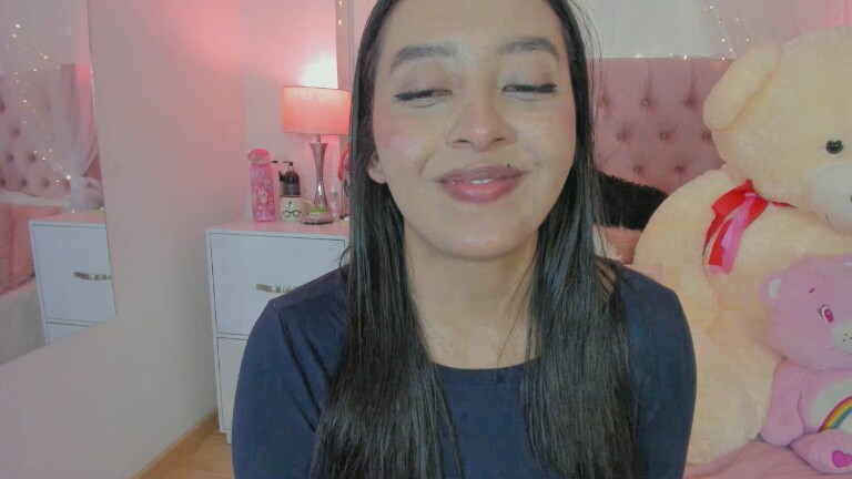 AlexandraWinterr's Streamate show and profile