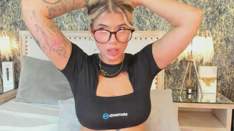 EviilAngel's Streamate show and profile