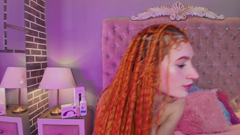 AdelaineBestt's Streamate show and profile