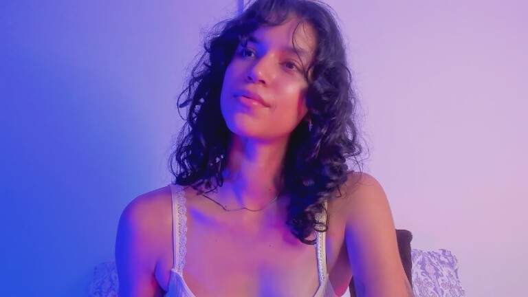 PrettyBlaze's Streamate show and profile