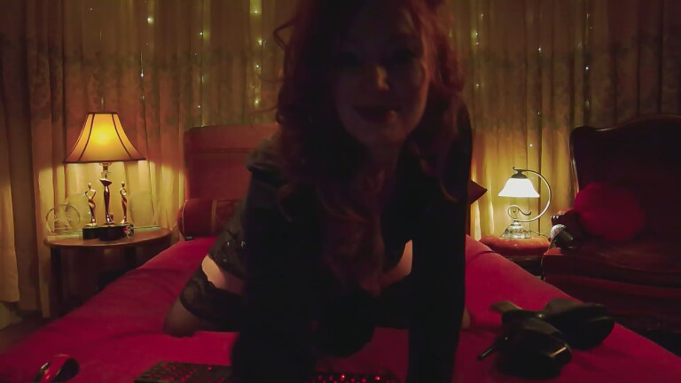 LittleRedBunny's Streamate show and profile