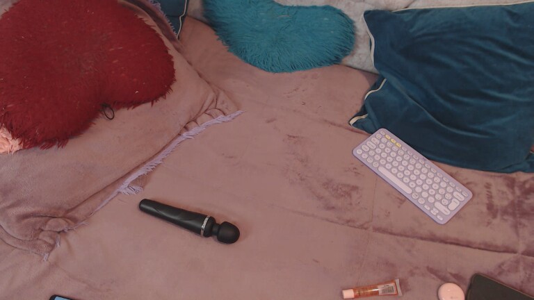 IamAbbi's Streamate show and profile