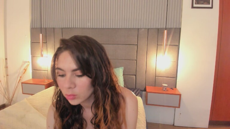 Linda_Perez's Streamate show and profile