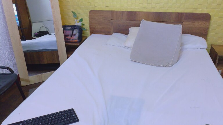 ShamiraSpencer's Streamate show and profile