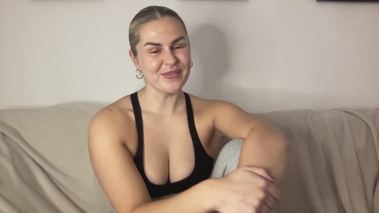 ClaraXVale's Streamate show and profile