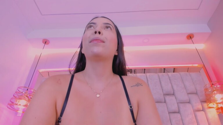 MaddyCroft's Streamate show and profile