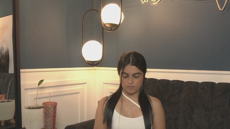 GabyReid's Streamate show and profile