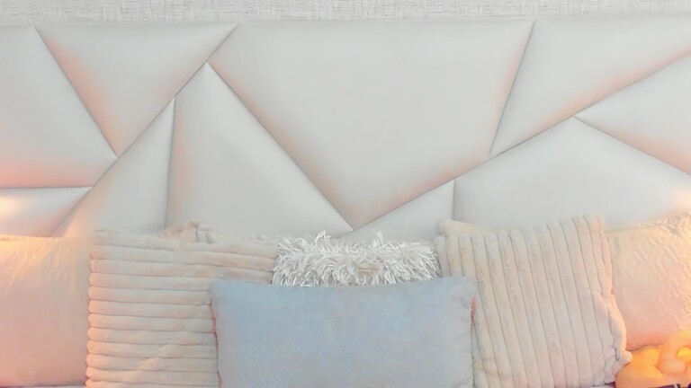 TyraaLambert's Streamate show and profile