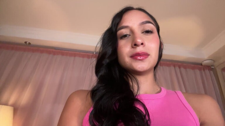 ZaraReyes's Streamate show and profile