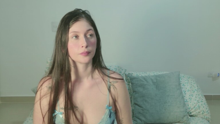 EmmaShaykk's Streamate show and profile