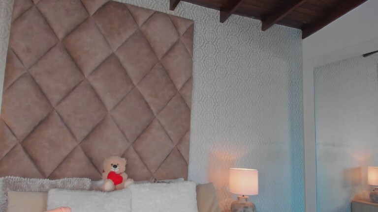 AmberLewiis's Streamate show and profile