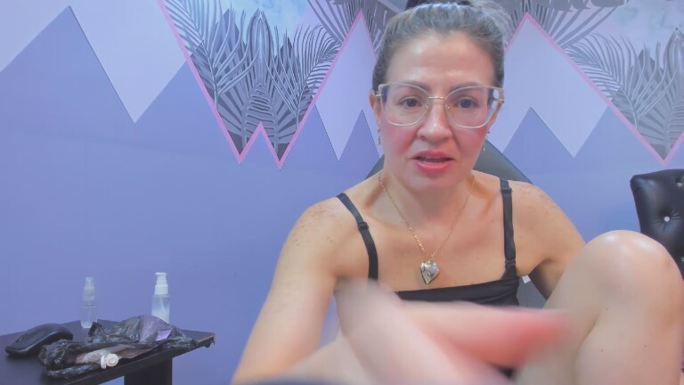 KendalBuster's Streamate show and profile