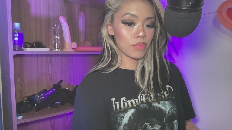 thesilkybaby's Streamate show and profile