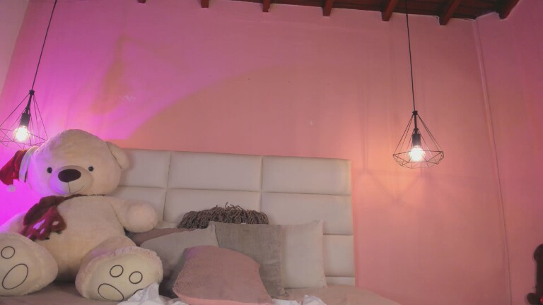 AdelleGrey's Streamate show and profile