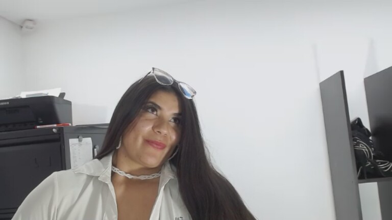 LunaDumont's Streamate show and profile