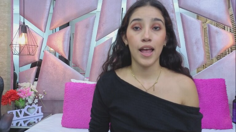 AbbyBenet's Streamate show and profile