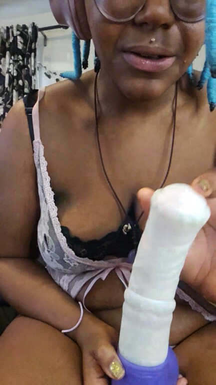 Cinnabunbunnz's Streamate show and profile