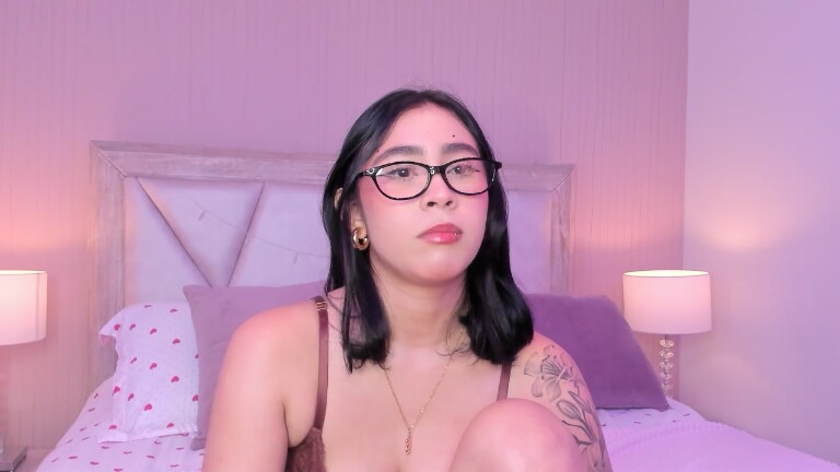 SophiaColinns's Streamate show and profile