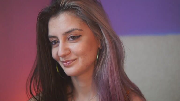 SabrinaHope's Streamate show and profile