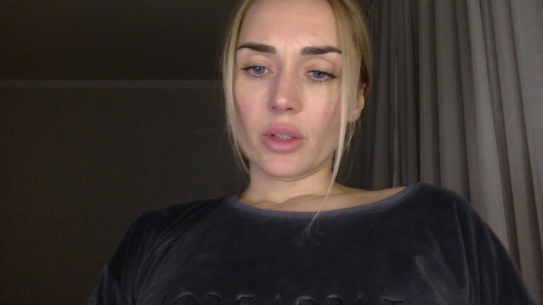 Tina_a's Streamate show and profile