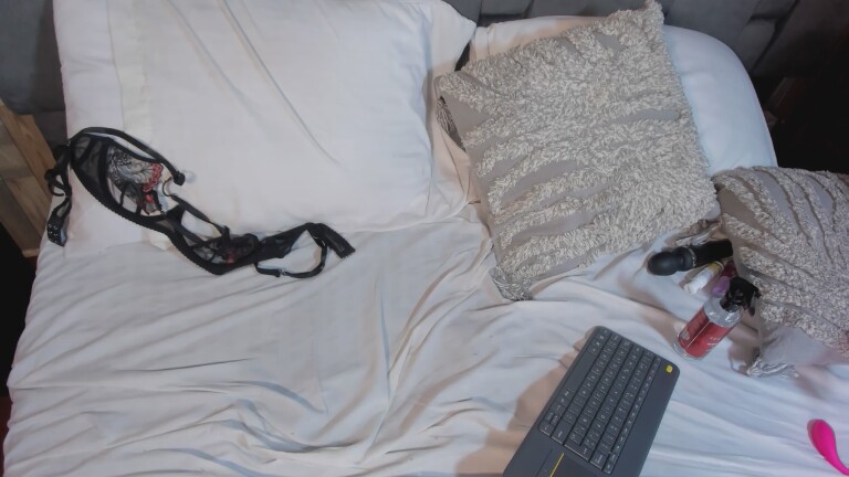 ZoeySpeart's Streamate show and profile