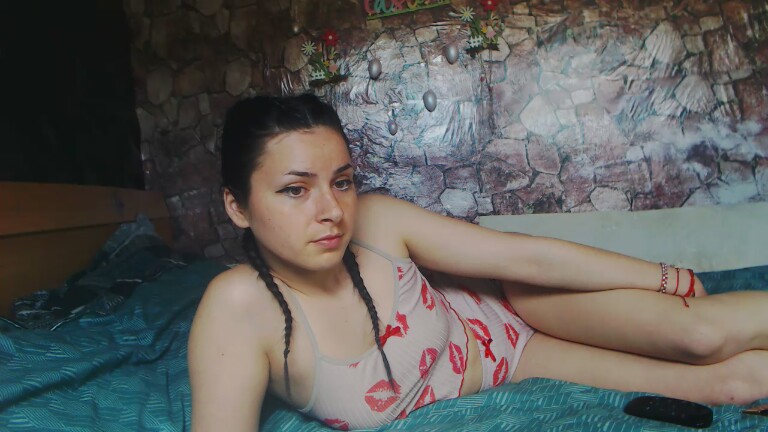 SELYINA's Streamate show and profile