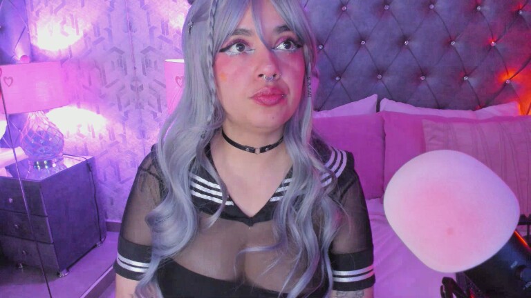 MaddieWaves's Streamate show and profile